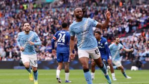 مانشستر سيتي يتوج بلقب كأس الاتحاد الإنجليزي بهدف سيمينيو الخرافي في مرمى تشيلسي