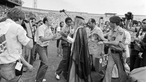 أغرب قرارات المونديال: حادثة إلغاء هدف الكويت 1982 التي هزت عالم كرة القدم