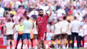 بالصور والتفاصيل: رسالة محمد صلاح الأخيرة لجماهير ليفربول بعد وداع مؤثر ومسيرة استثنائية
