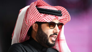 فرحة عربية بالتتويج الأوروبي: تحليل عميق لـ تعليق تركي آل الشيخ على تتويج باريس بدوري الأبطال ورسالته للخليفي