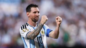 سر دموع ميسي في لقاء الأرجنتين والجزائر: كشف سبب بكاء الأسطورة خلال كأس العالم 2026