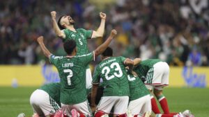 انتصار حاسم وتأهل مستحق: صعود المكسيك لدور الـ16 كأس العالم 2026 وتحديات القمة