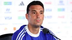 سكالوني يؤكد ضرورة فصل السياسة عن كرة القدم قبل موقعة الأرجنتين وإنجلترا في كأس العالم